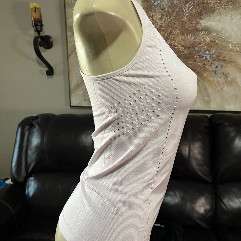 Fabletics - Picture 2 of 7
